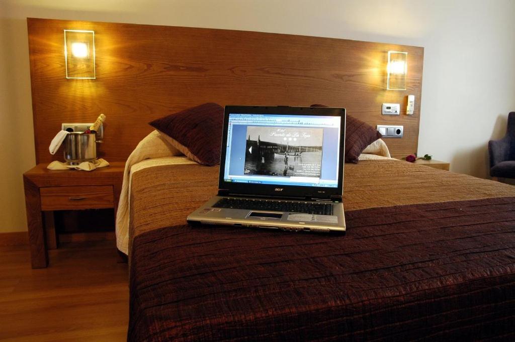 Hotel Puente De La Toja O Grove Kültér fotó