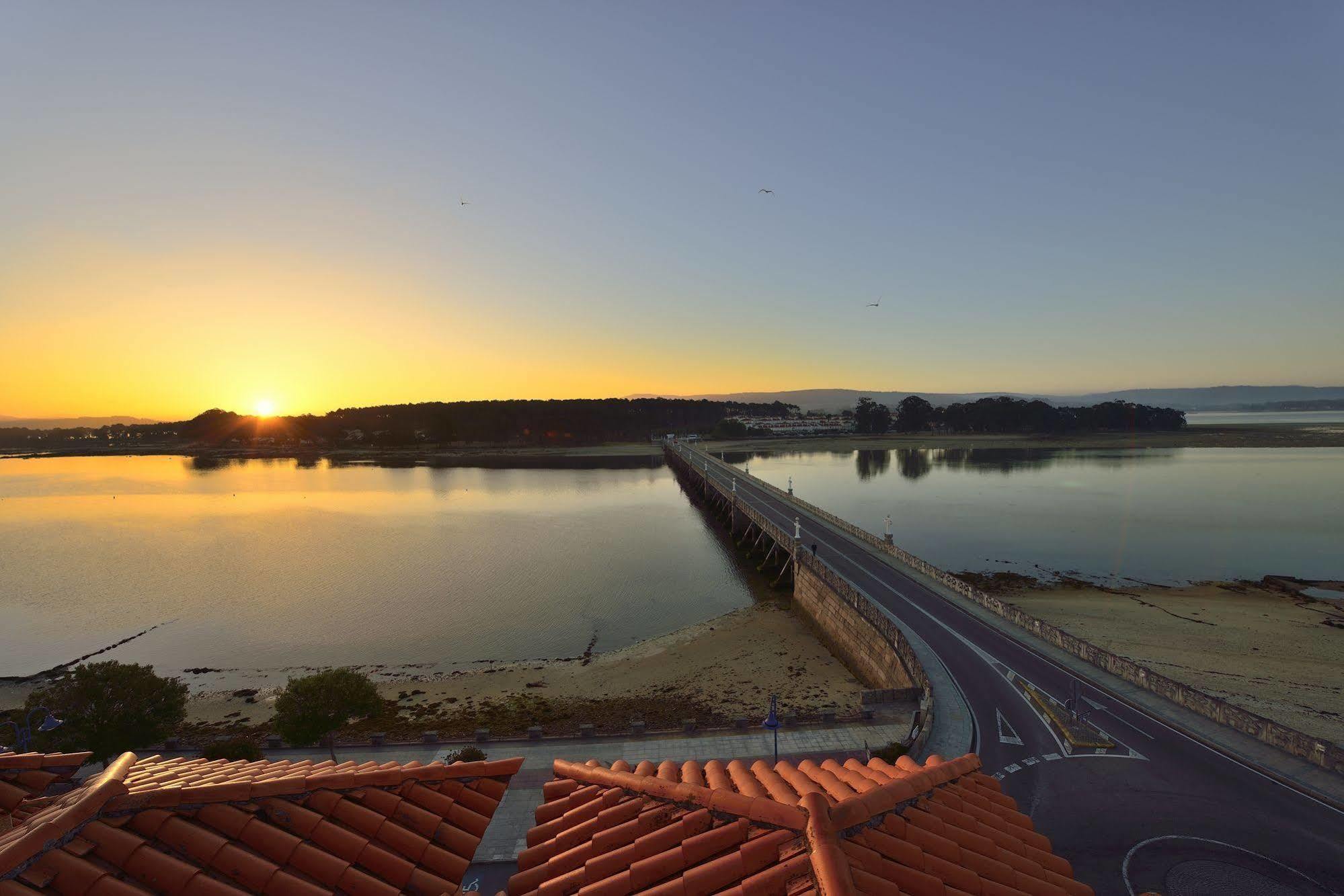 Hotel Puente De La Toja O Grove Kültér fotó
